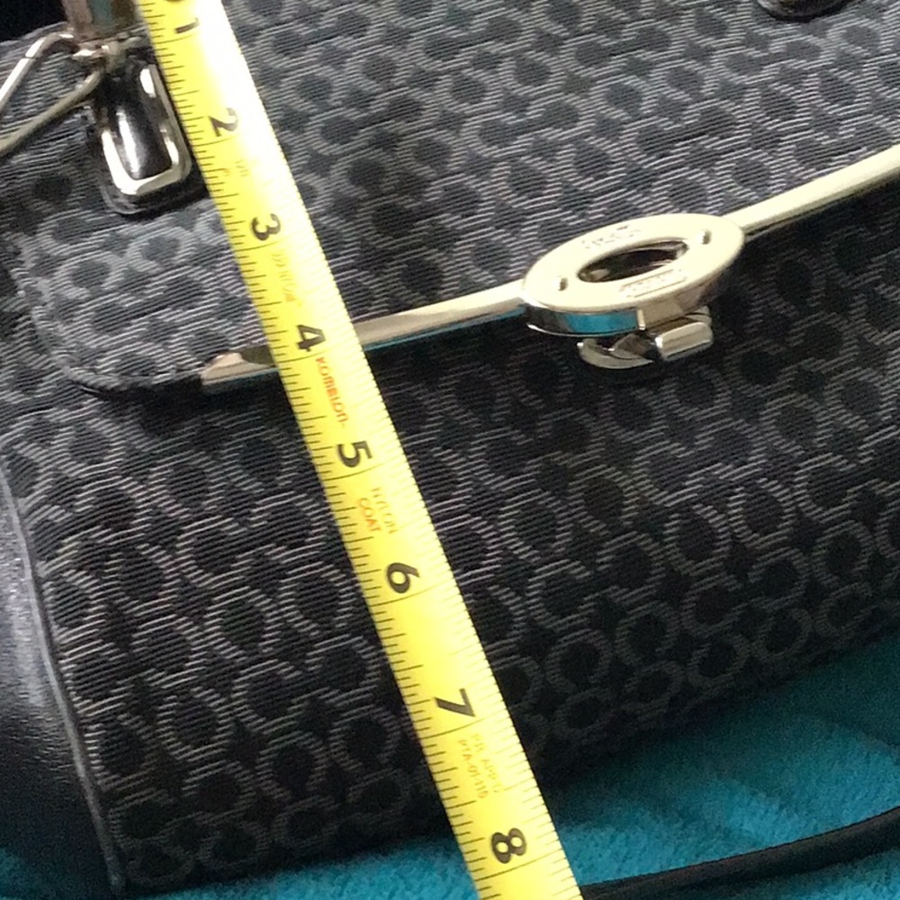Coach Navy and Black Shoulder Bag - Picture 10 of 11
